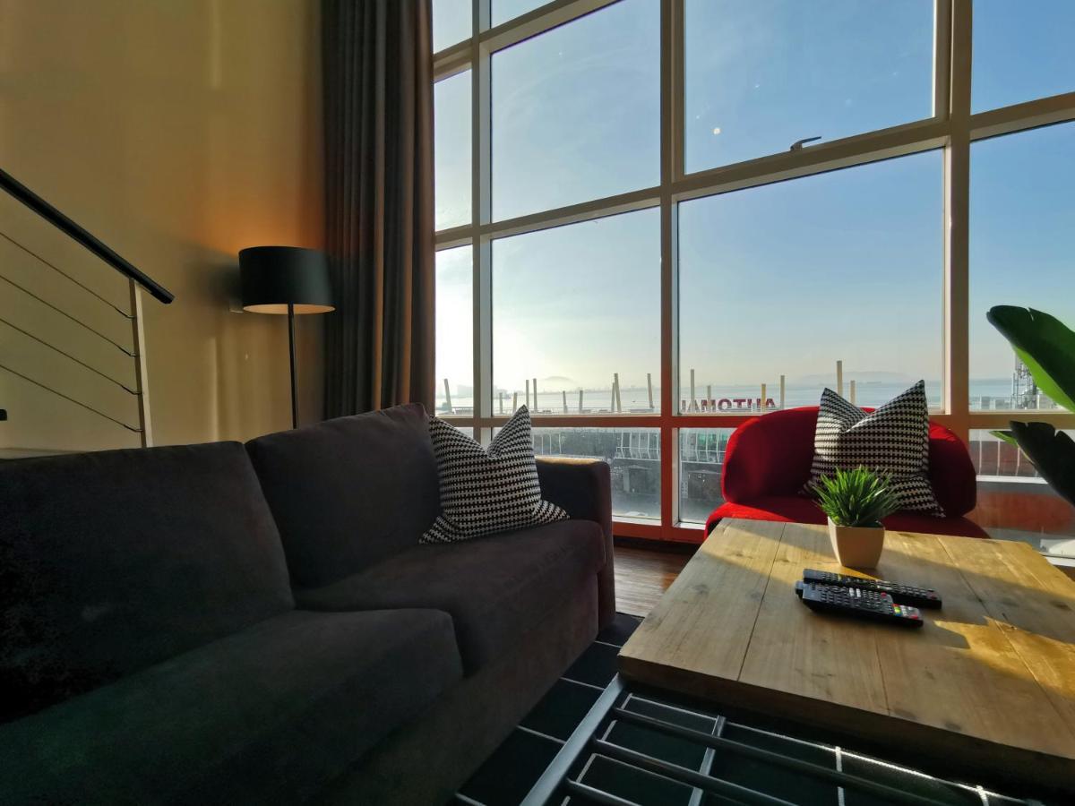 Maritime Suites Penang Jelutong Eksteriør billede